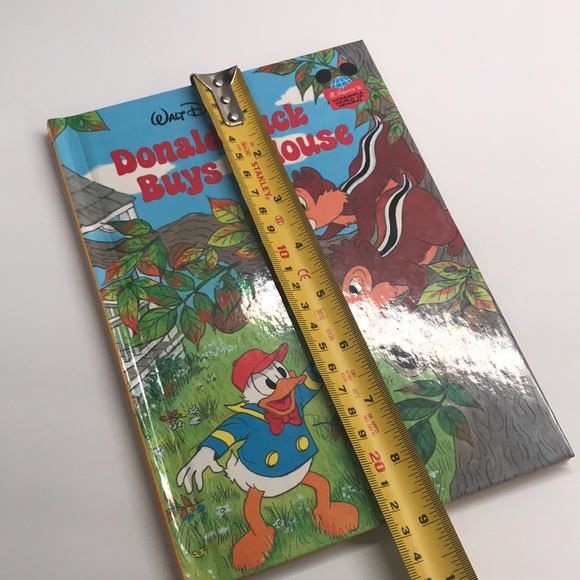 Walt Disney Donald Duck Buys A House Hardcover Vintage First Edition Book - Picture 13 of 14